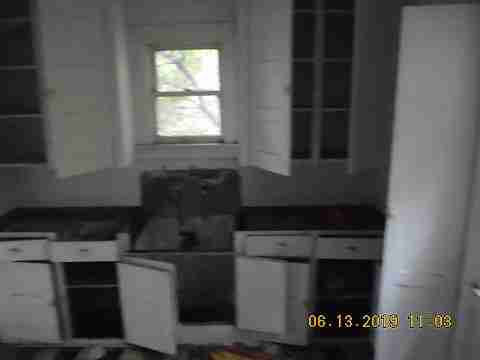 15796 14th (15)_m.jpg